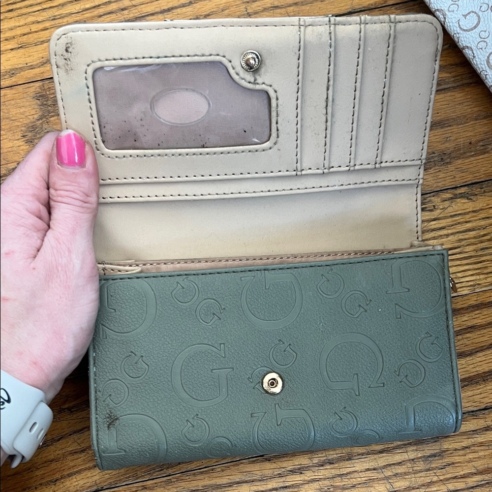 Guess Olive and Light Gray Embossed Wallet - Picture 3 of 4